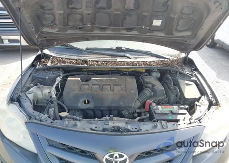 2011 Toyota Corolla Le z USA, uszkodzony, nr VIN JTDBU4EE8B9155757